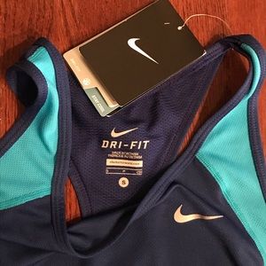 ✨ NWT✨ Nike dri-fit tank